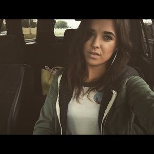 Meet your Posher, Emma